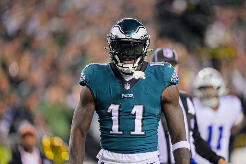 Eagles Receive Concerning Health Status Of WR AJ Brown