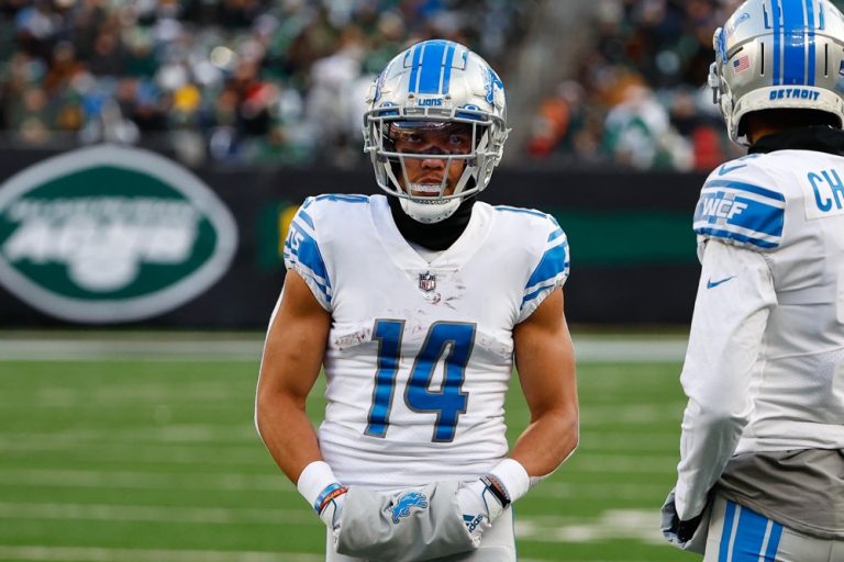 Week 14 Thursday Preview TNF Players to Know Fantasy Points Data Suite Start/Sit advice
