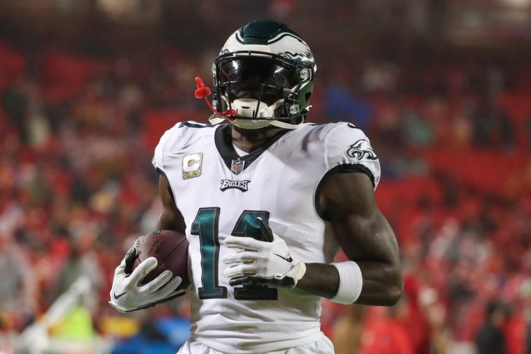 Wide receiver