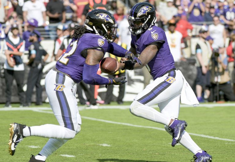 Derrick Henry and Lamar Jackson hand off for the Week 8 Fantasy Football Start/Sit Advanced Stats Matchup Guide for dynasty, redraft, DFS, and prop bets