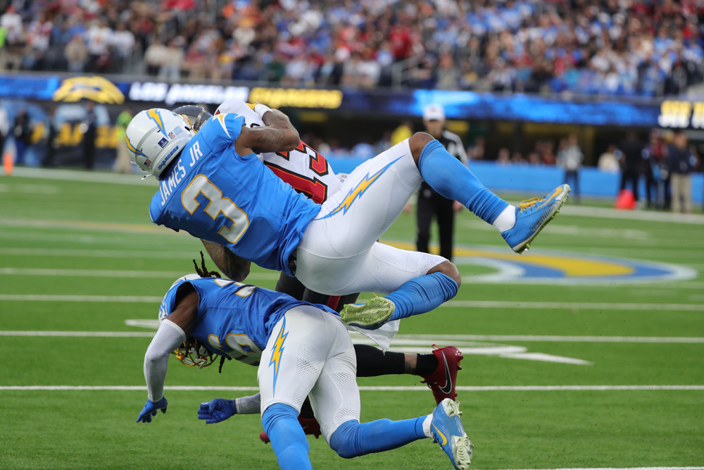 NFL: DEC 15 Buccaneers at Chargers - Dynasty Nerds Derwin James of the Los Angeles Chargers tackles Mike Evans the week prior to being featured in the Week 4 IDP Start Sit Fantasy Football article.