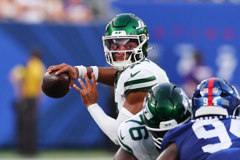 Justin Fields throws a bullet for the Week 7 Fantasy Football Trade Advice Buy Low Sell High Targets for dynasty managers