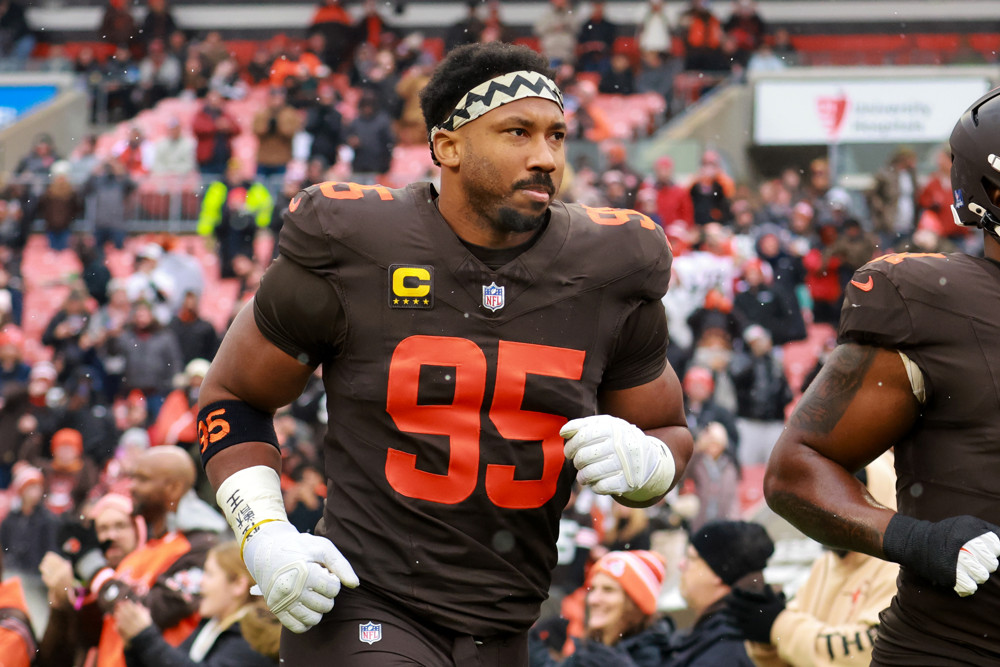 NFL DEC 07 Titans at Browns - Dynasty Nerds Cleveland Browns defensive end Myles Garrett Week 15 IDP Start/Sit Fantasy Football Playoffs