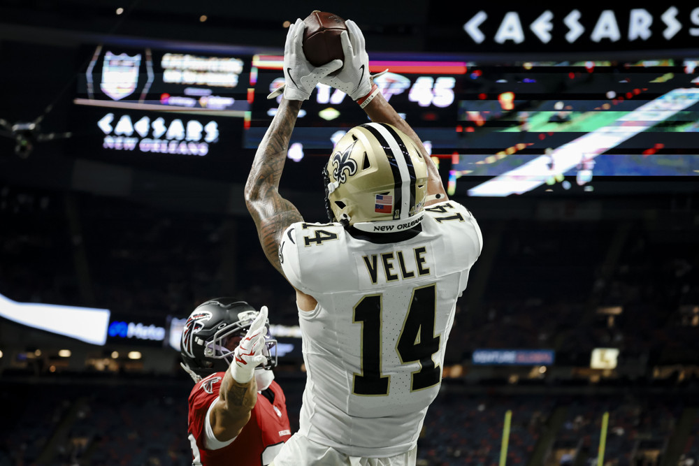 NFL OCT 05 Falcons at Saints - Dynasty Nerds Devaughn Vele | Week 8 Fantasy Keep Trade Cut Advice | Dynasty Nerds